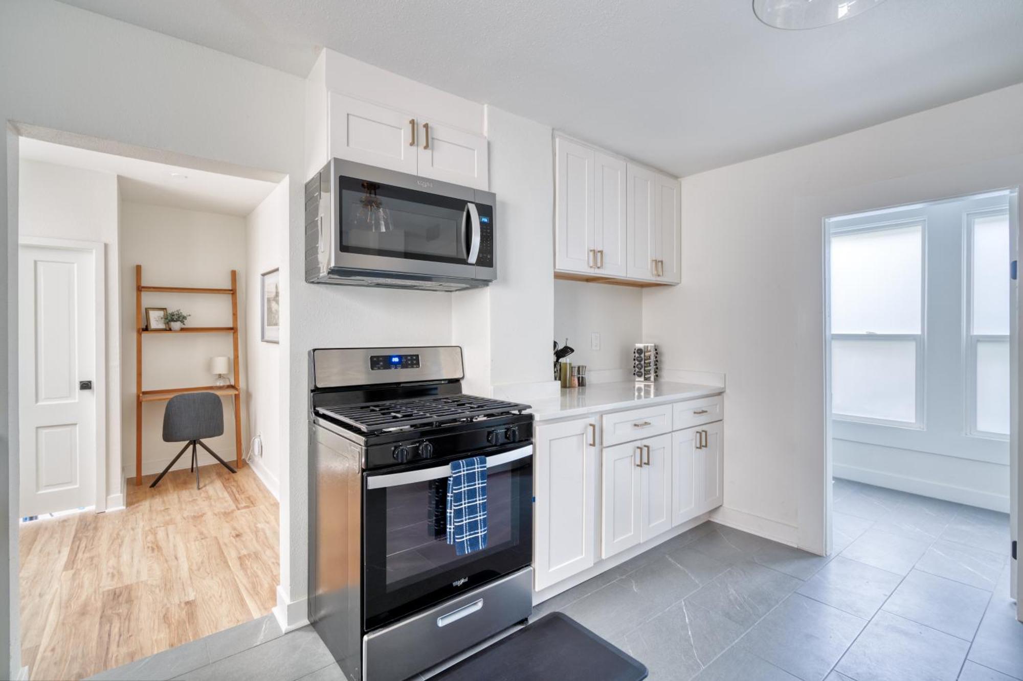Collection - Oasis - Stylish 4br In Nob Hill Portland
