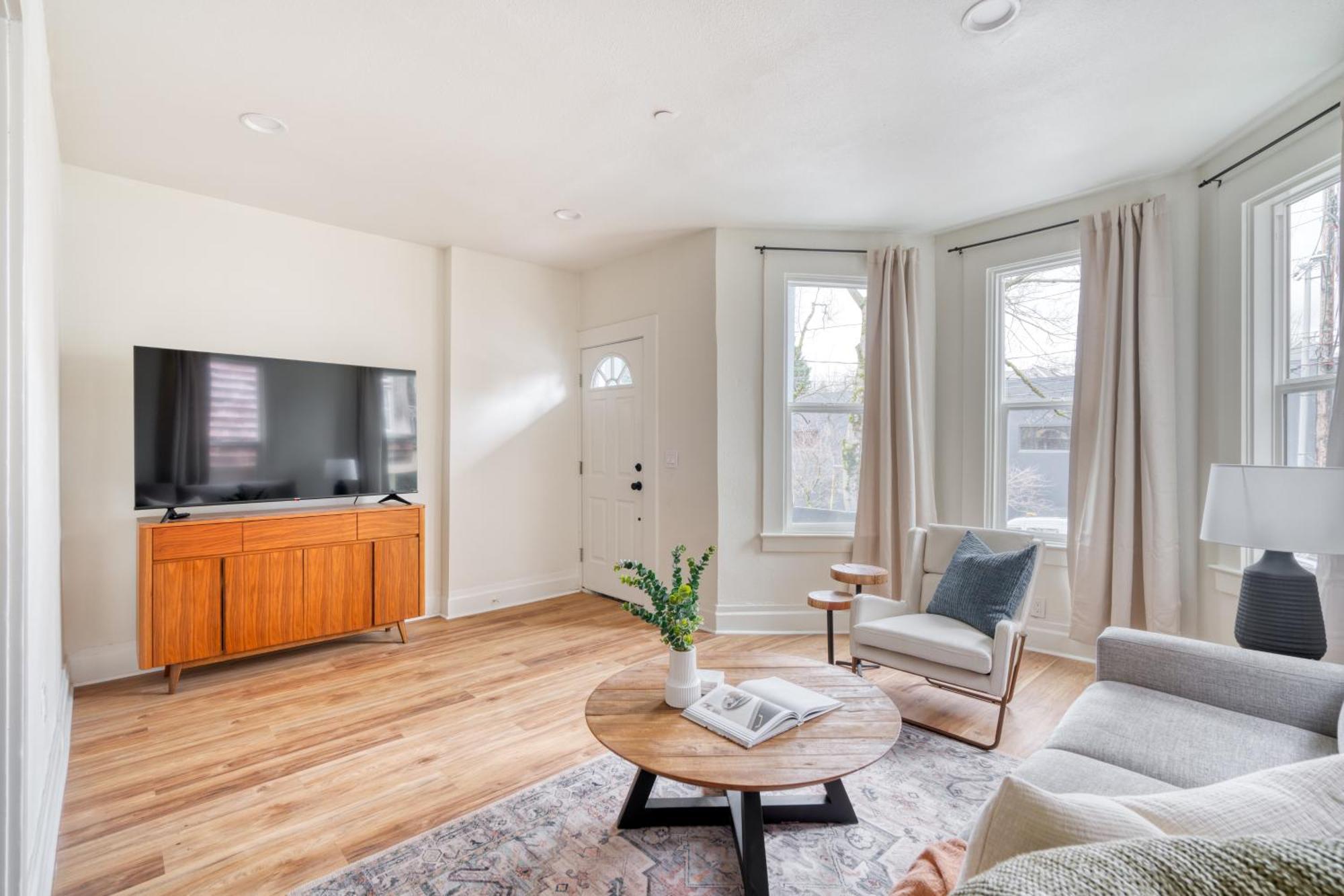 Collection - Oasis - Stylish 4br In Nob Hill