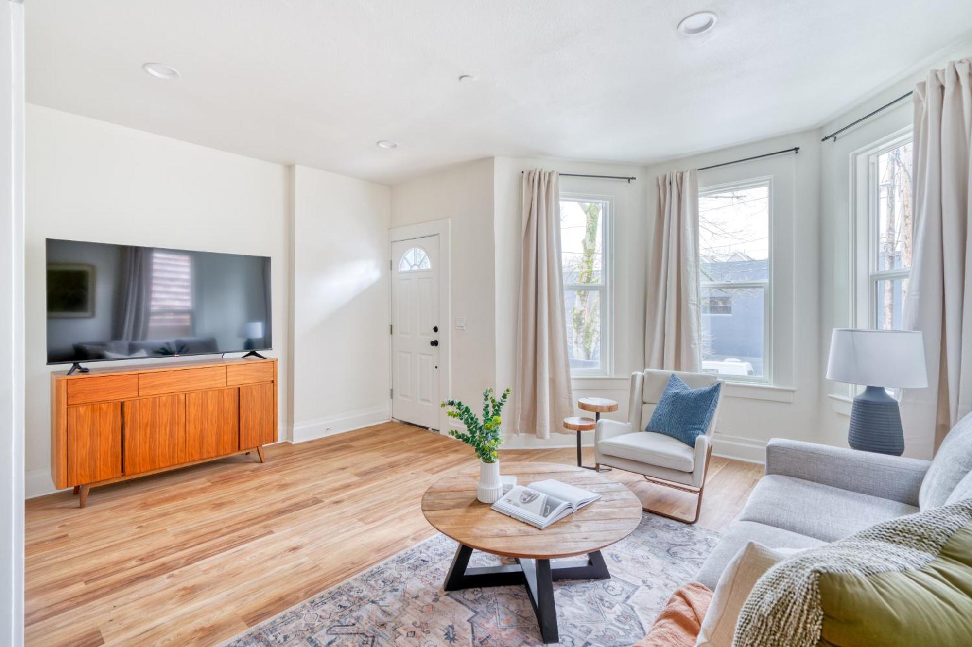 Collection - Oasis - Stylish 4br In Nob Hill Holiday home *